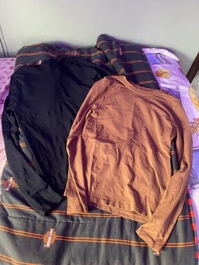 Amazon Essentials Women's Long Sleeve Tees - Black and Brown (Skim’s Dupe)